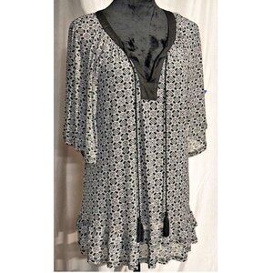 Robert Louis Sheer Black and White Tunic, Size Medium
